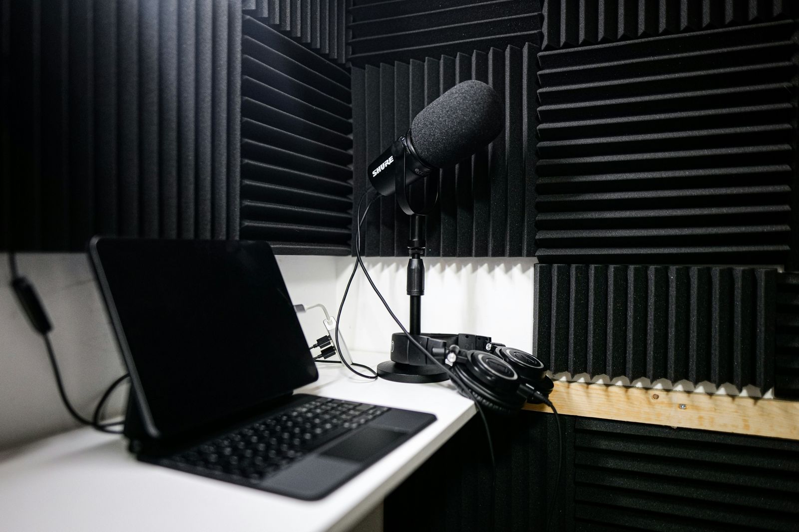 How Long Does It Take to Record an Audiobook? - audiobook recording and ACX compliance guide How Long Does It Take to Record an Audiobook? - audiobook recording and ACX compliance guide