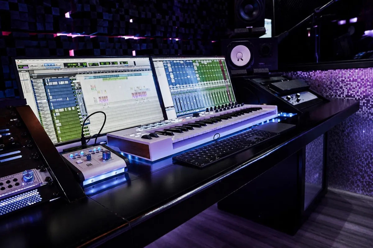 Pro Tools session on two screens at the ZOOM I workstation in Los Angeles