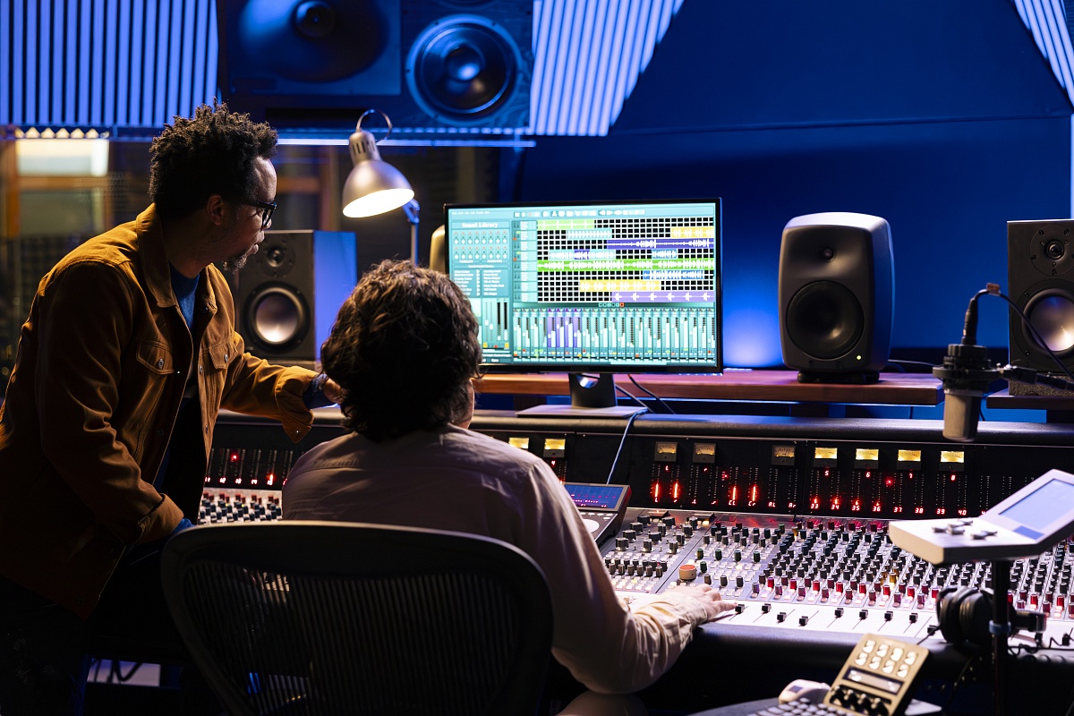 Believe in Your Sound and Legacy: How ZOOM Recording Studio Empowers Your Musical Journey